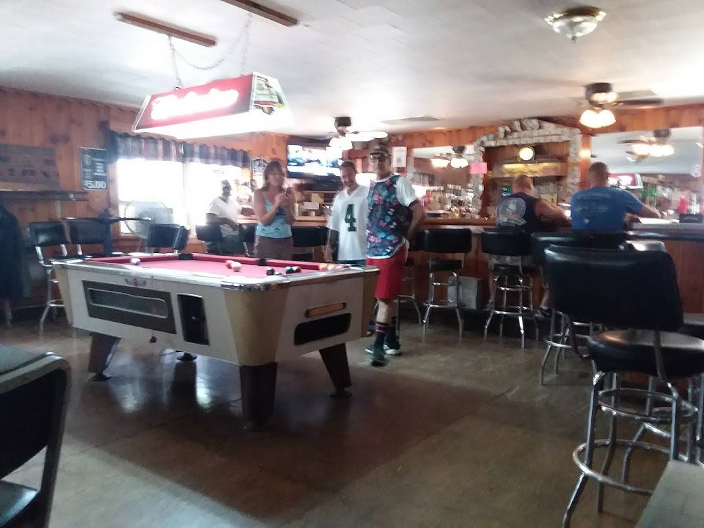 Placid Pines Pub | restaurant | 773 N Shore Rd, Hadley, NY 12835, USA | 5188636989 OR +1 518-863-6989