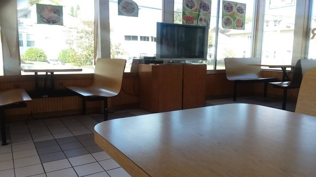 Lucky Garden | restaurant | 8 Haverhill St, Lawrence, MA 01841, USA | 9786819312 OR +1 978-681-9312