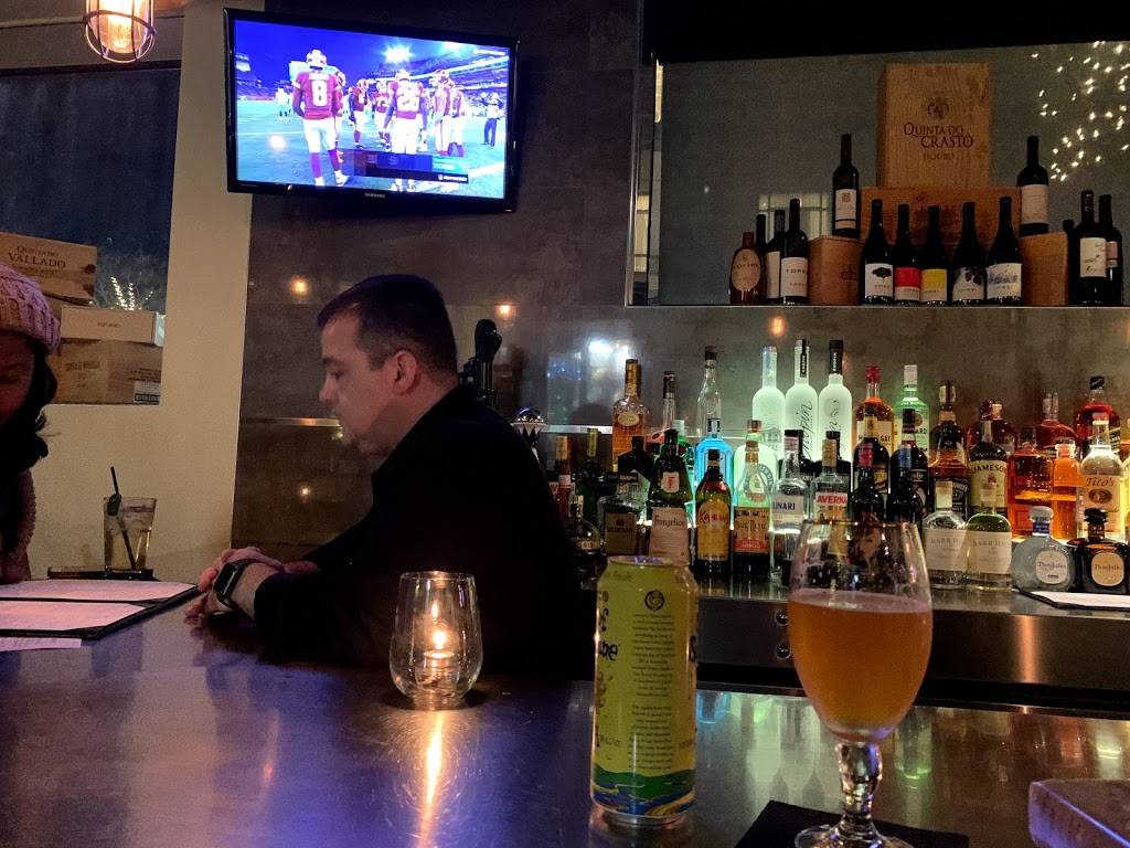 Douro | restaurant | 363 Greenwich Ave, Greenwich, CT 06830, USA | 2038697622 OR +1 203-869-7622