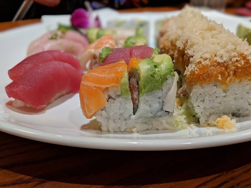 Takumi | restaurant | 4222 E Towne Blvd, Madison, WI 53704, USA | 6086633899 OR +1 608-663-3899