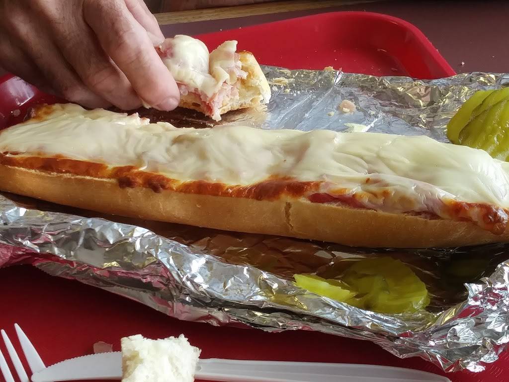 Rumas Deli | restaurant | 1395 Covington Manor Ln, St. Louis, MO 63125, USA | 3148929990 OR +1 314-892-9990