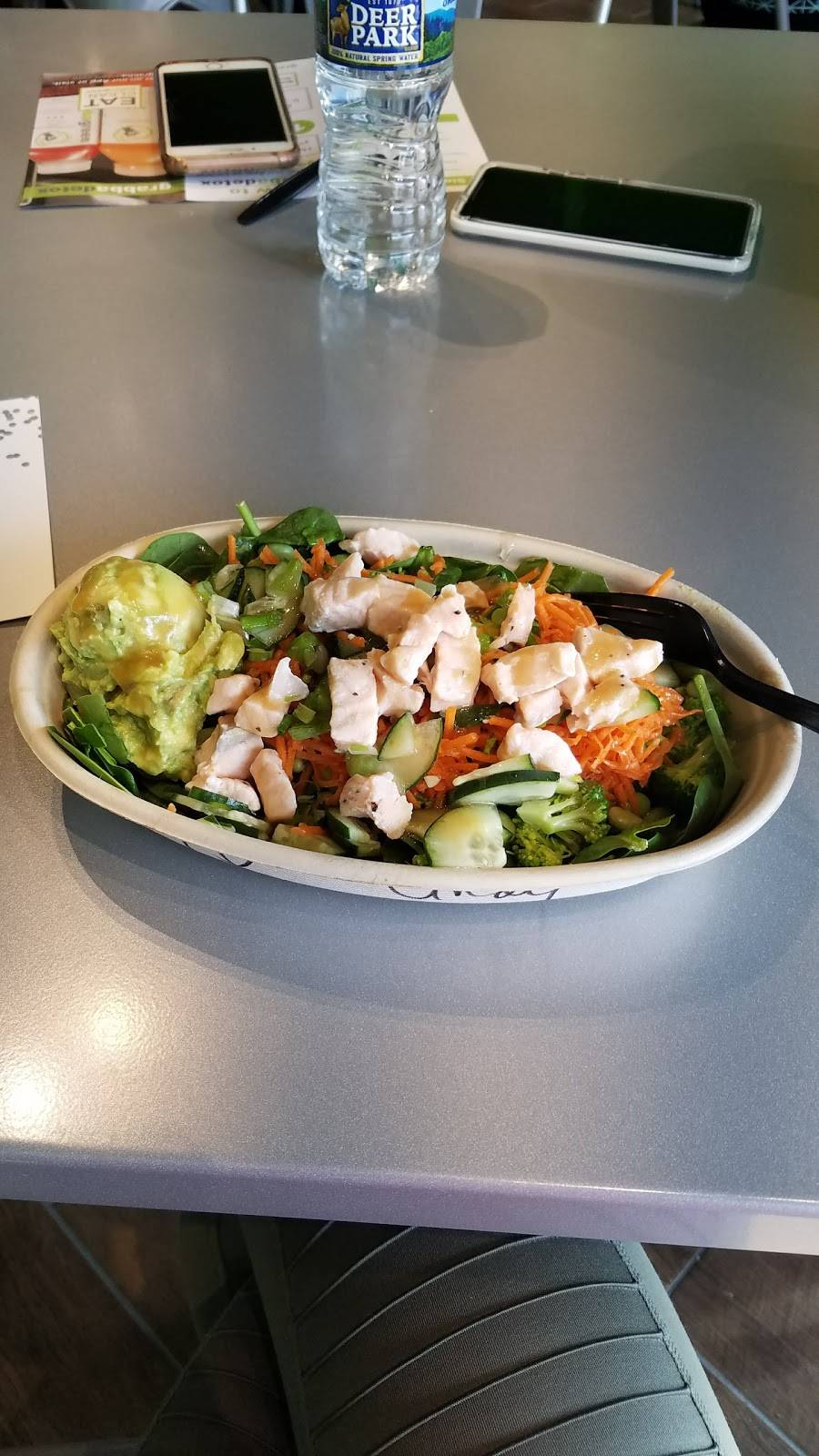 Grabbagreen Food + Juice | restaurant | 100 Shawan Rd suite b, Hunt Valley, MD 21030, USA | 4104032500 OR +1 410-403-2500