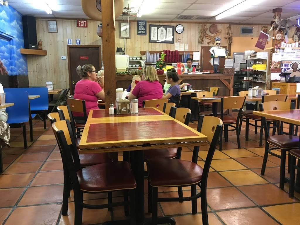 Rogelios Restaurant | cafe | 625 S L B J Dr, San Marcos, TX 78666, USA | 5123924141 OR +1 512-392-4141