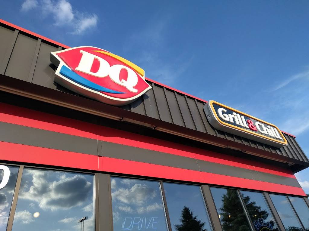 Dairy Queen | restaurant | 4630 Rahncliff Rd, Eagan, MN 55122, USA | 6516882725 OR +1 651-688-2725