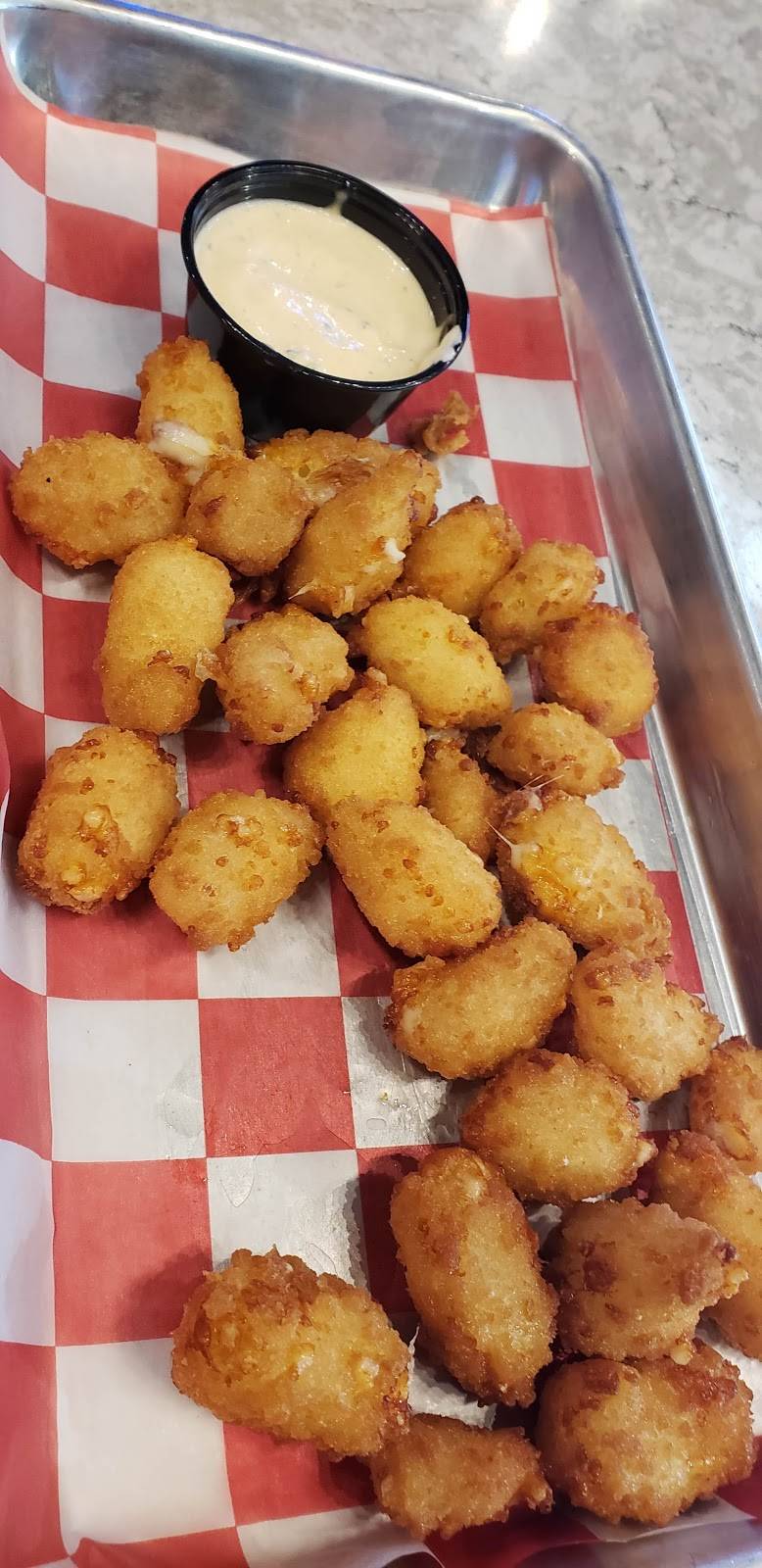 Rookies Sports Bar & Grill (Roselle) | restaurant | 1360 Lake St, Roselle, IL 60172, USA | 8472781666 OR +1 847-278-1666