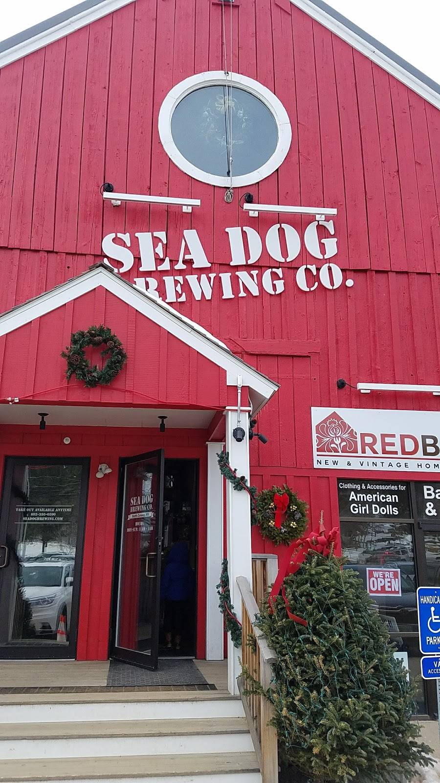 Sea Dog Brewing Company | restaurant | 1976 White Mountain Hwy #9, Conway, NH 03818, USA | 6033560590 OR +1 603-356-0590