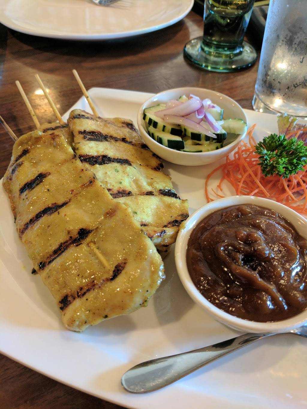 Sukho Thai | restaurant | 5498 College Ave, Oakland, CA 94618, USA | 5104208600 OR +1 510-420-8600