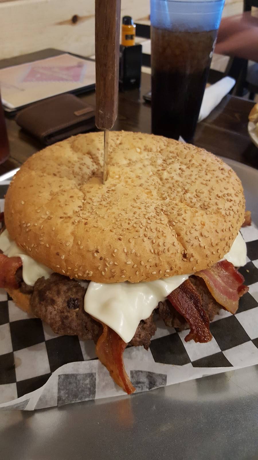 Baileys Country Cookin | restaurant | 811 Main St, Melbourne, AR 72556, USA | 8703685454 OR +1 870-368-5454