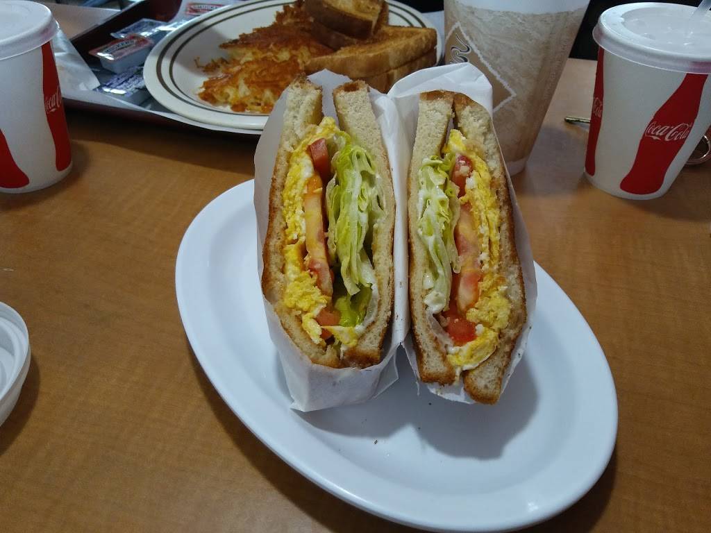 Monks Charburgers | meal takeaway | 22726 Vermont Ave, Torrance, CA 90502, USA | 3103207400 OR +1 310-320-7400