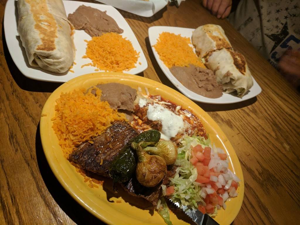 La Placita 2 | restaurant | 228 S State St, Marengo, IL 60152, USA | 8155962121 OR +1 815-596-2121