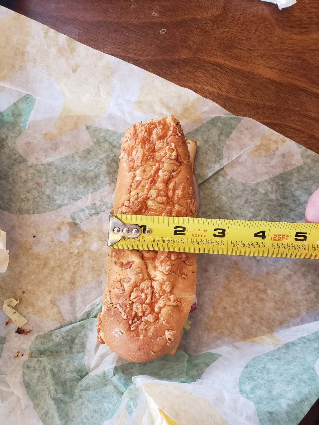 Subway | meal takeaway | 6801 Wildcat Dr, Lincoln, NE 68504, USA | 4024777557 OR +1 402-477-7557