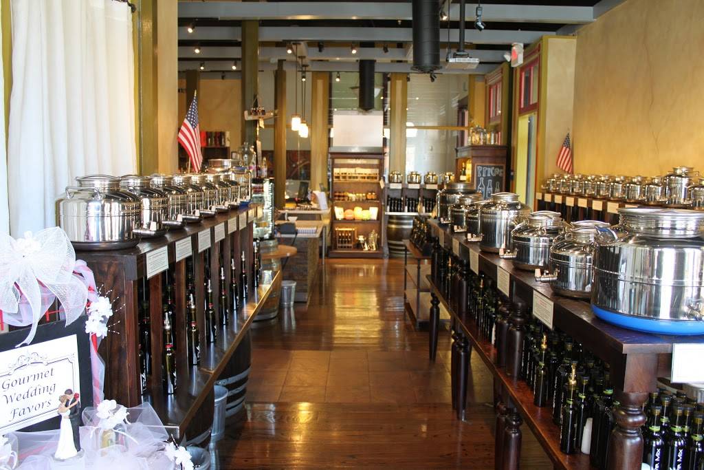 The Chefs Olive Mix | cafe | 131 J St, Sacramento, CA 95814, USA | 9167063105 OR +1 916-706-3105