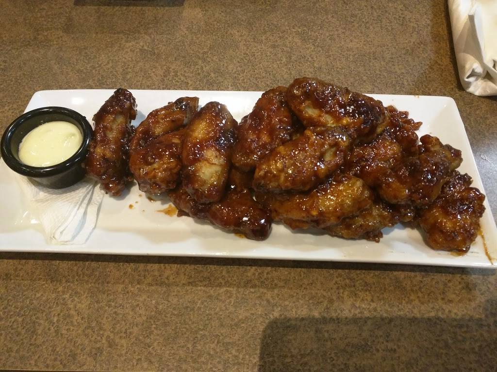 The Core Lounge | restaurant | 401 New Dundee Rd, Kitchener, ON N2P 2N8, Canada | 5198967070 OR +1 519-896-7070