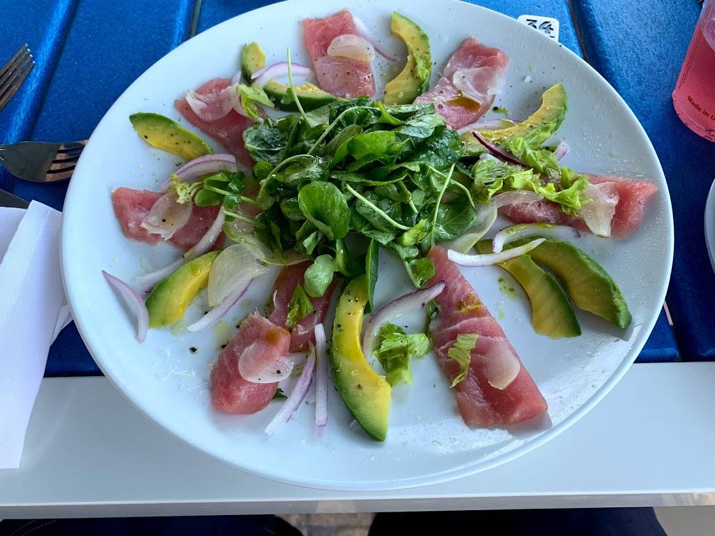 Tides Beachside Bar & Grill | restaurant | 82100 Overseas Hwy, Islamorada, FL 33036, USA | 3053073732 OR +1 305-307-3732