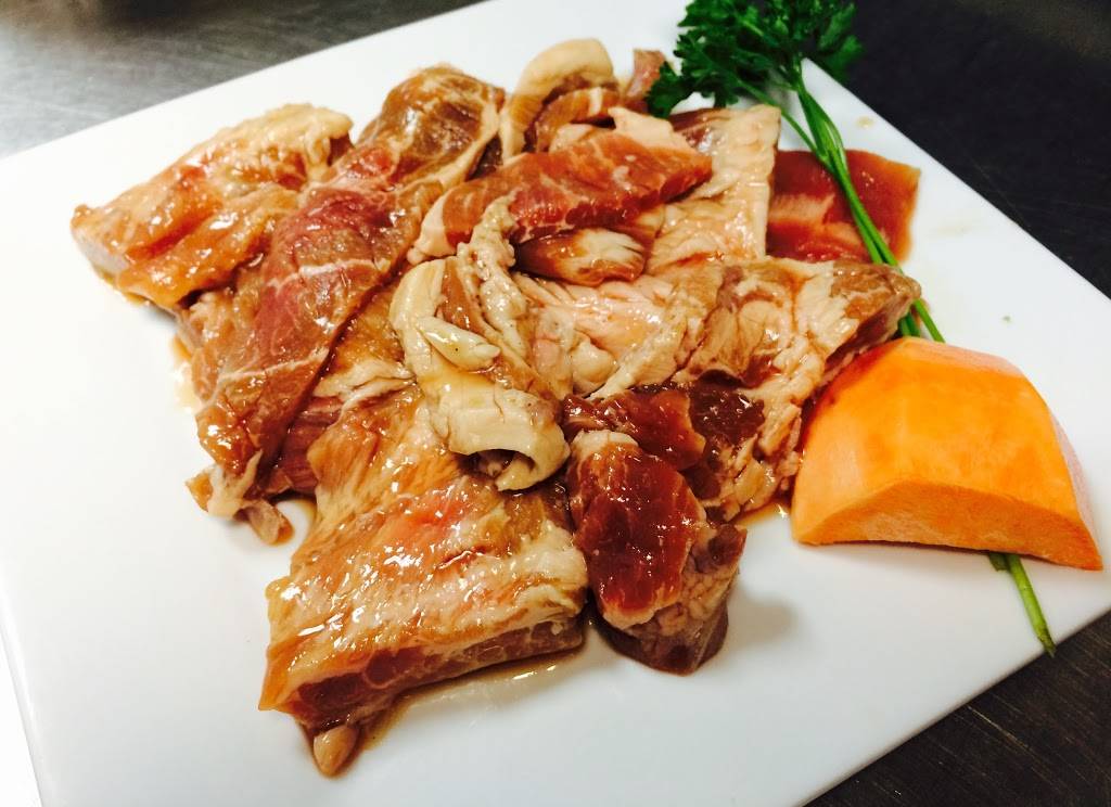 Beque Holic | restaurant | 3812 W Newberry Rd, Gainesville, FL 32607, USA | 3525056534 OR +1 352-505-6534