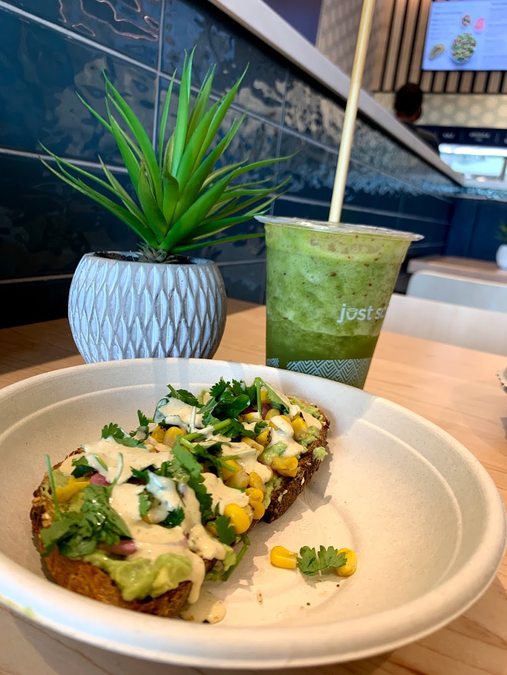 Just Salad | restaurant | 9674 Glades Rd #520, Boca Raton, FL 33434, USA | 8666733757 OR +1 866-673-3757