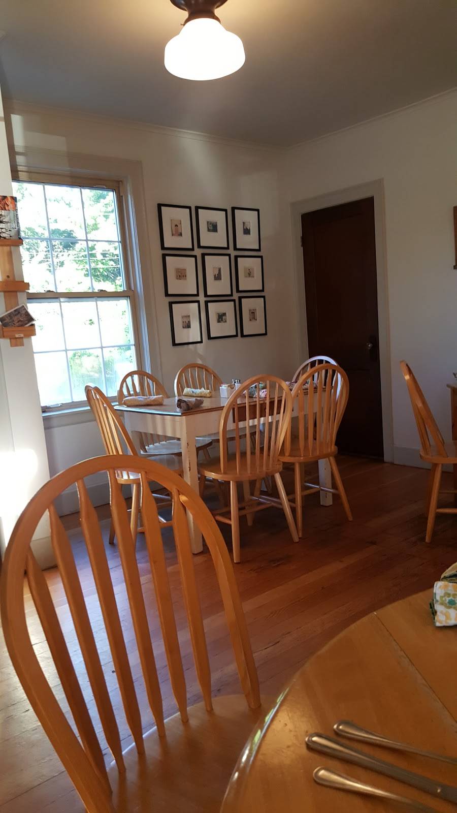 Luisas Cafe | cafe | 13698 Red Arrow Hwy, Harbert, MI 49115, USA | 2694699037 OR +1 269-469-9037