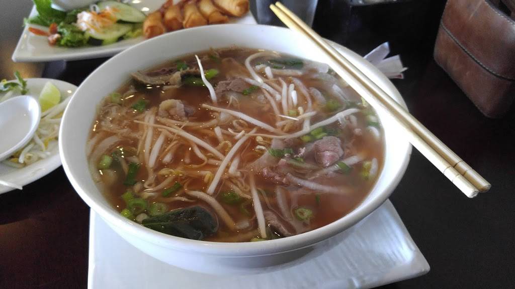 Pho Olivia | restaurant | 2466 E Chapman Ave, Fullerton, CA 92831, USA | 7145255888 OR +1 714-525-5888