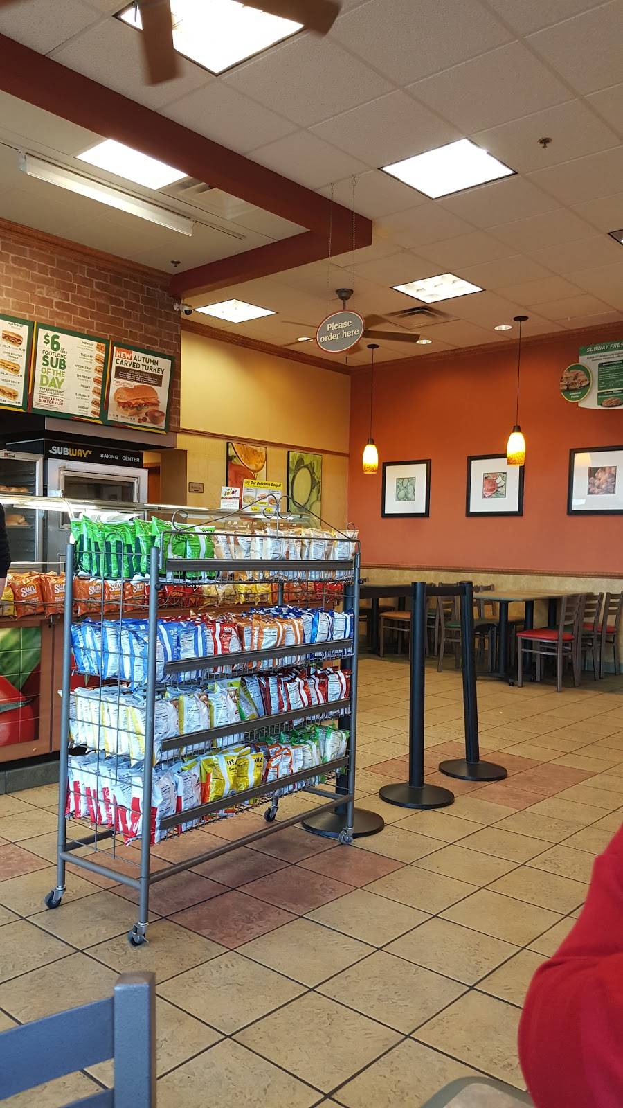 Subway Restaurants | restaurant | 5898 Leesburg Pike, Falls Church, VA 22041, USA | 7038200600 OR +1 703-820-0600