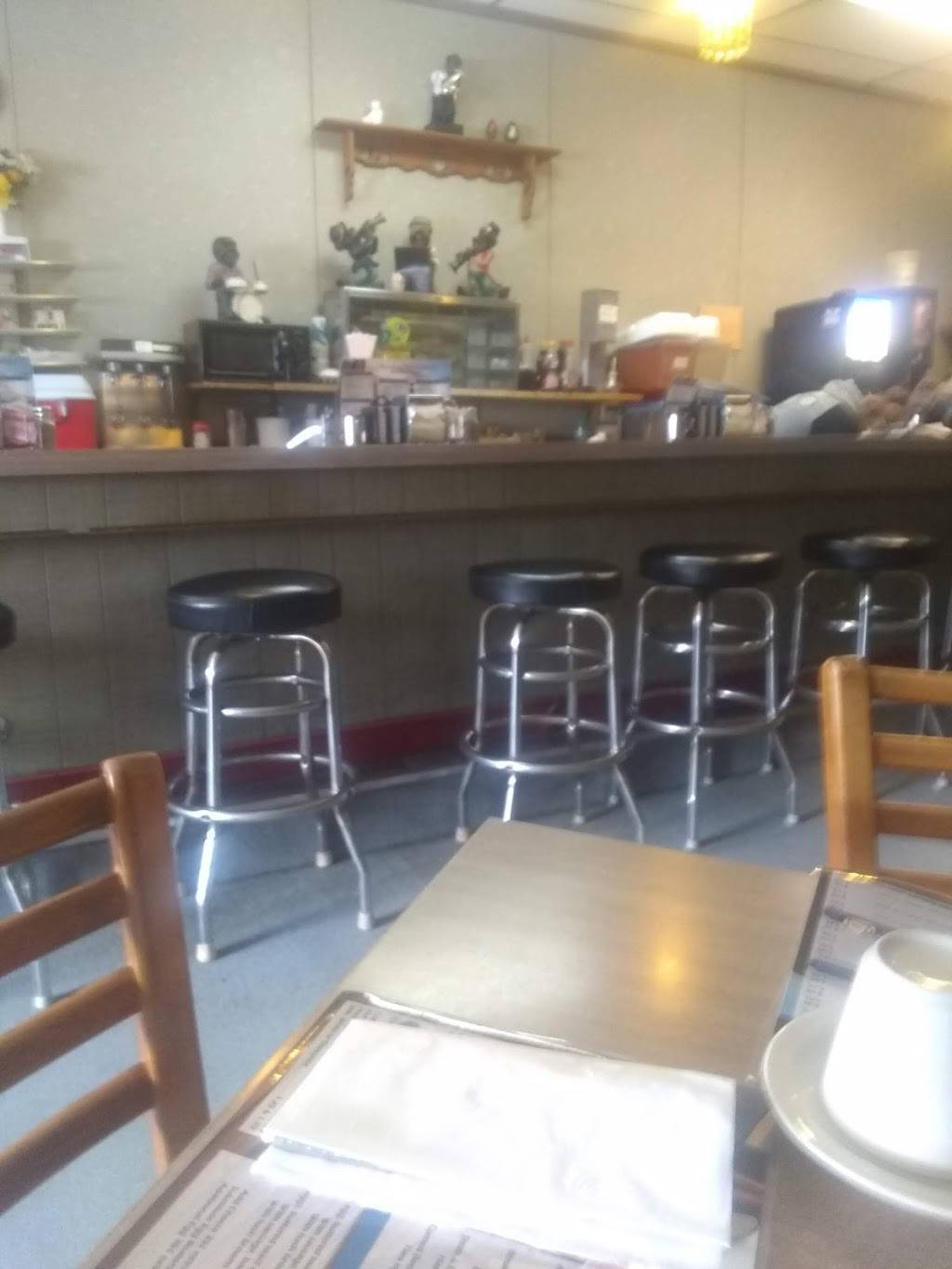 Arrowhead Restaurant | restaurant | 108 W Main St, Winneconne, WI 54986, USA | 9205824258 OR +1 920-582-4258