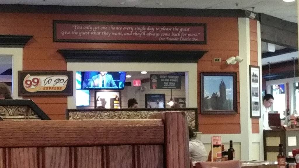 Ruby Tuesday | restaurant | 50 Holyoke St, Holyoke, MA 01040, USA | 4135320409 OR +1 413-532-0409