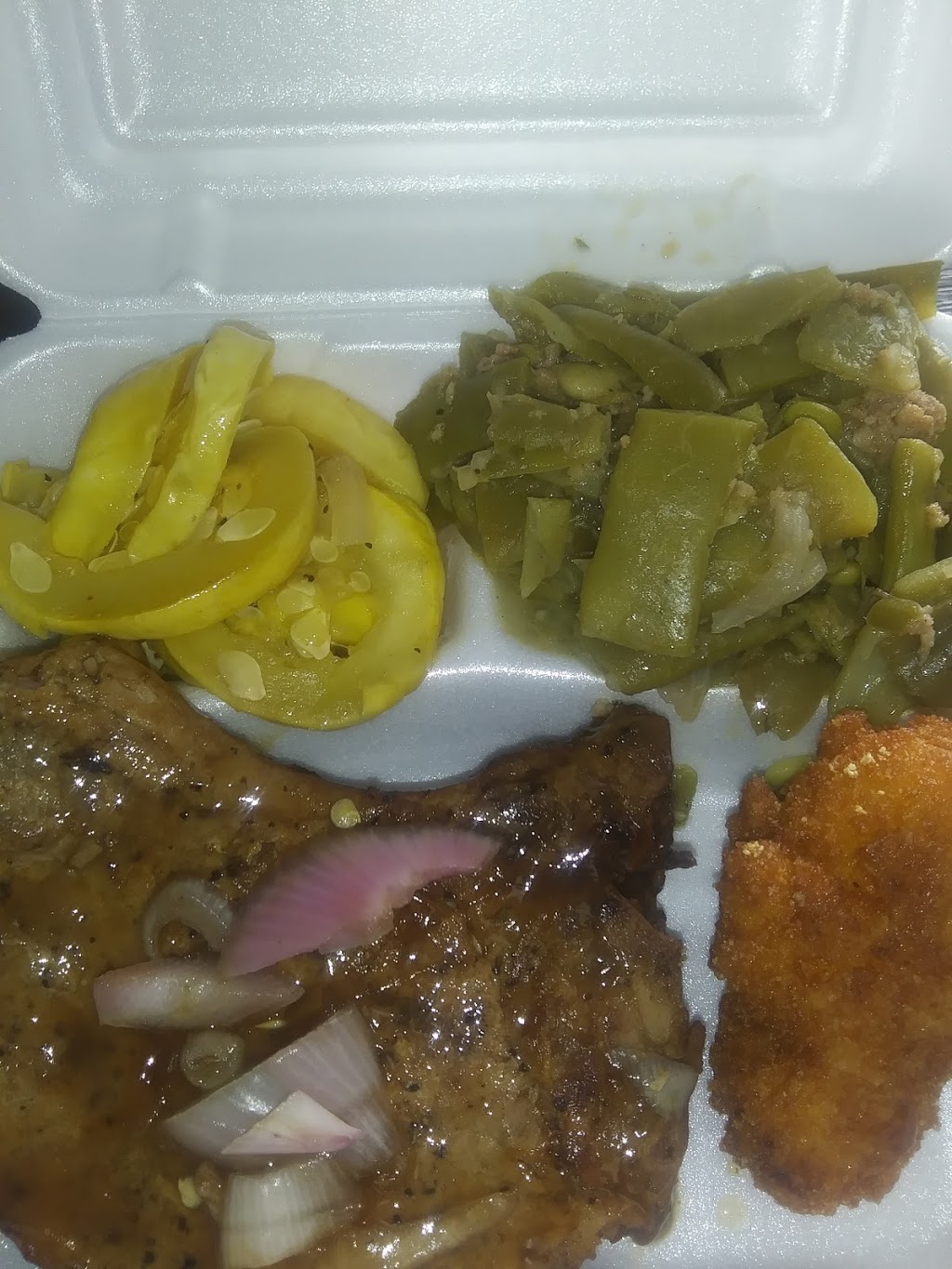 Auntie Mattie’s Soul to Go | restaurant | 488 N Chancery St, McMinnville, TN 37110, USA | 9314144388 OR +1 931-414-4388
