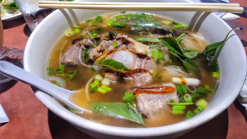 Miss Saigon | restaurant | 5849 Charlotte Pike, Nashville, TN 37209, USA | 6153541351 OR +1 615-354-1351