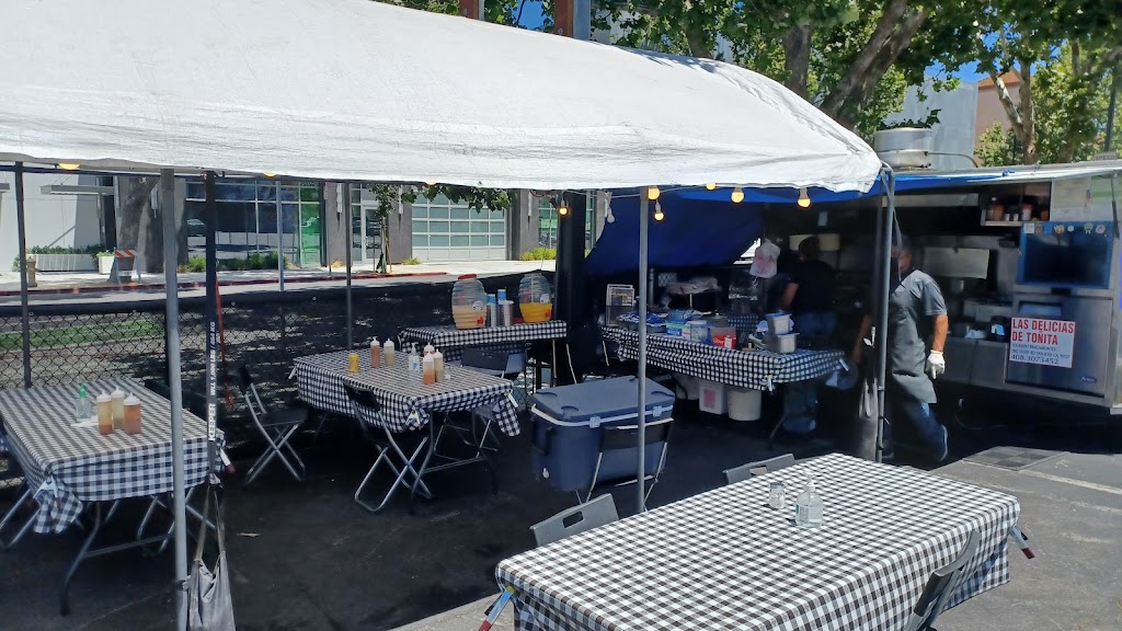 Las Delicias De Toñita | restaurant | 372 S Third St, San Jose, CA 95112, USA | 4083073452 OR +1 408-307-3452