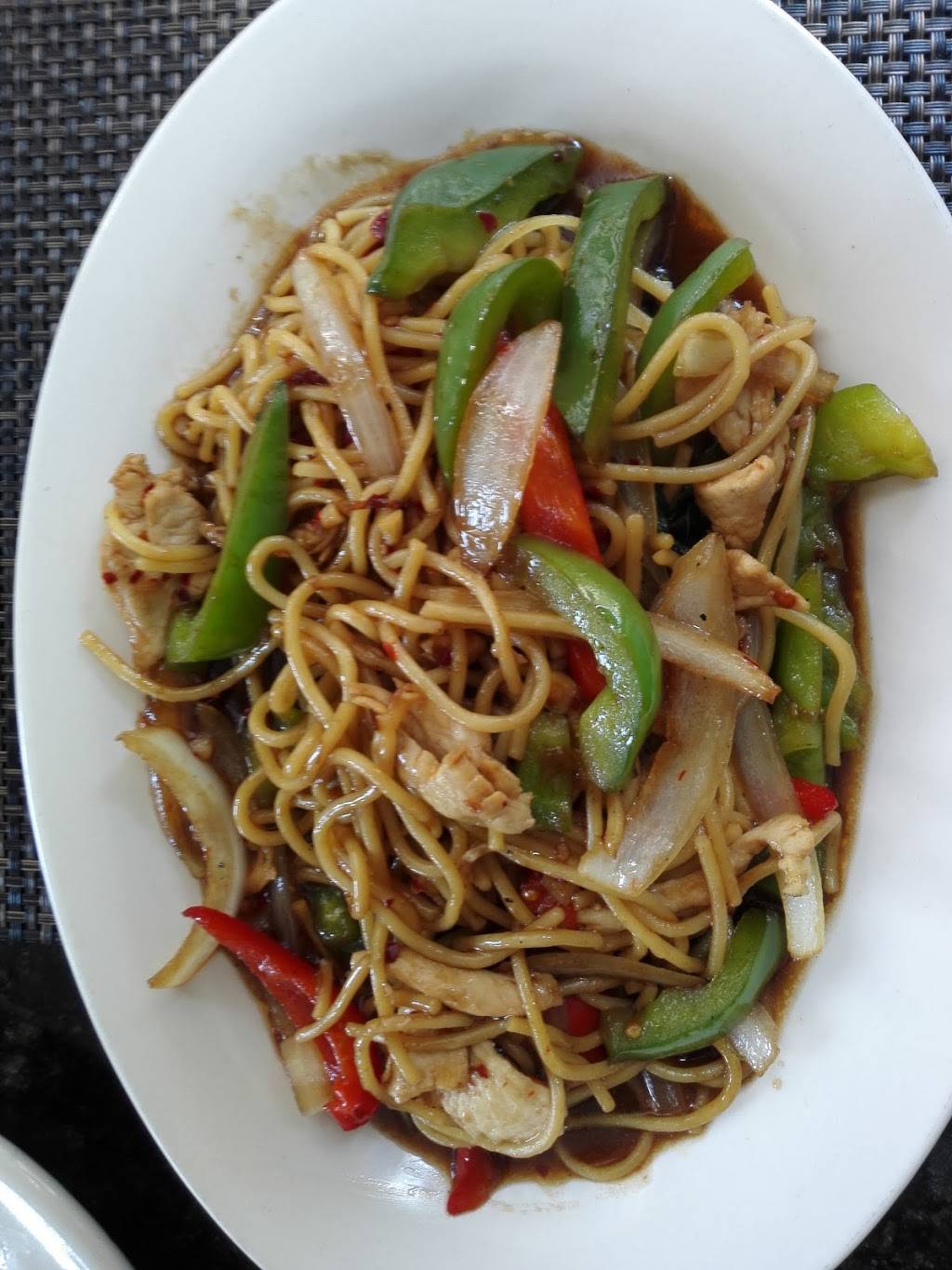 Pad Thai I | meal takeaway | 119 W Doty Ave, Summerville, SC 29483, USA | 8438799945 OR +1 843-879-9945