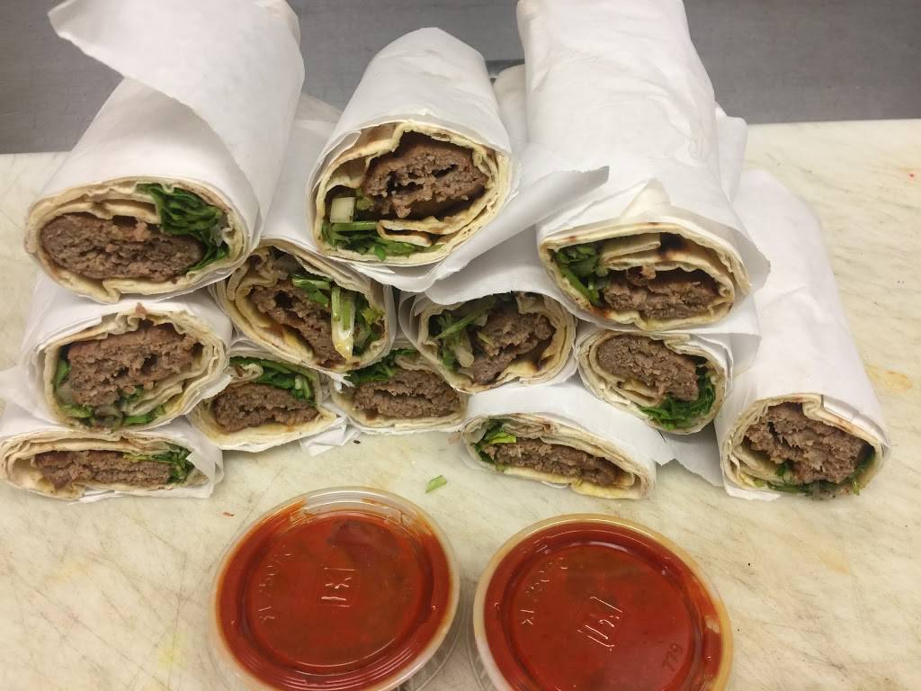 Mama’s Grill | restaurant | 7518 Foothill Blvd, Tujunga, CA 91042, USA | 8183526677 OR +1 818-352-6677