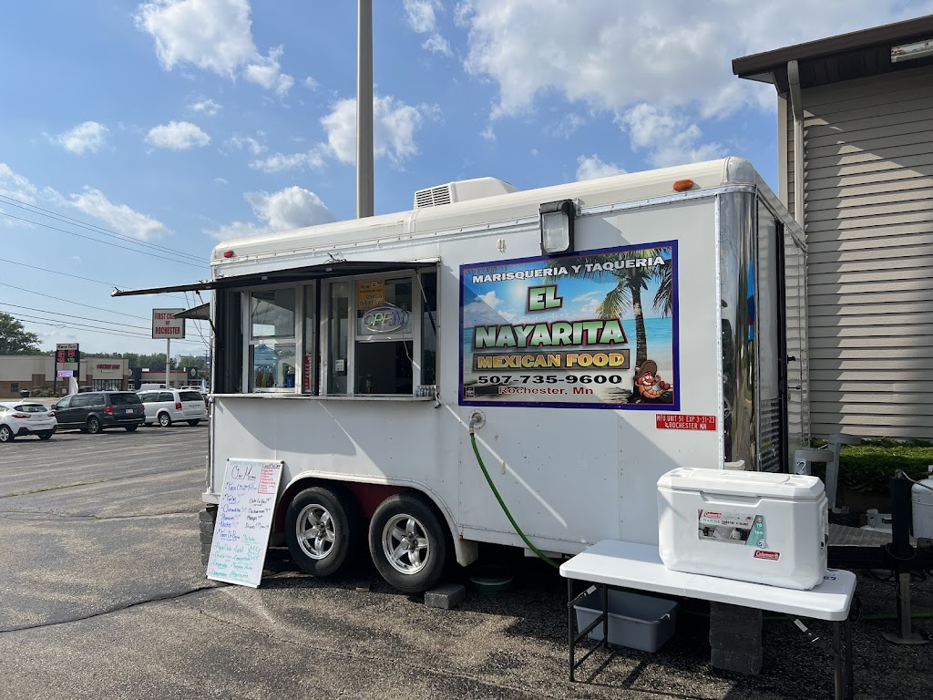 El Nayarita | restaurant | 1245 Eastgate Dr SE, Rochester, MN 55904, USA | 5077359600 OR +1 507-735-9600