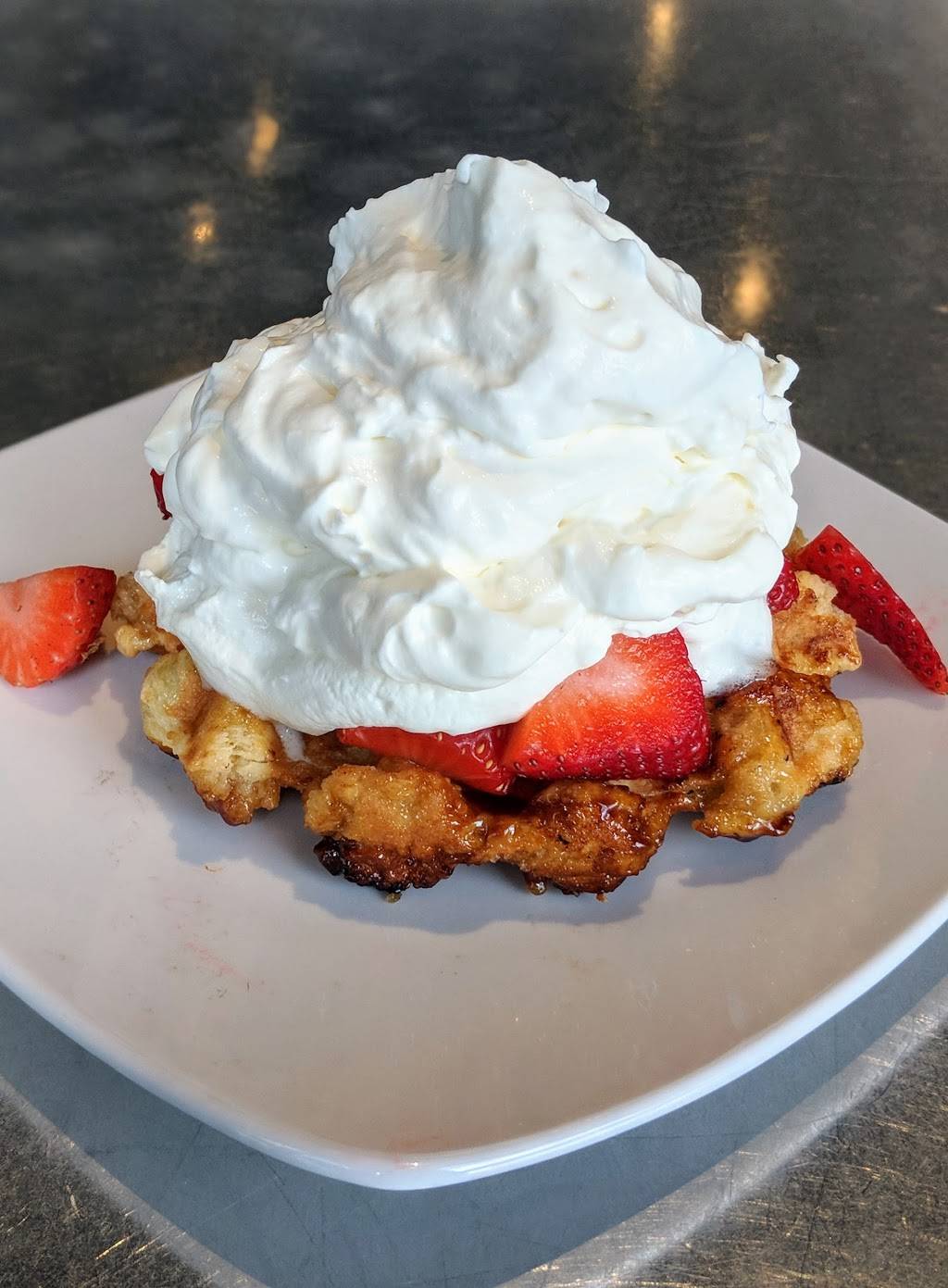 Taste of Belgium - Clifton | restaurant | 2845 Short Vine Street, Cincinnati, OH 45219, USA | 5133965800 OR +1 513-396-5800