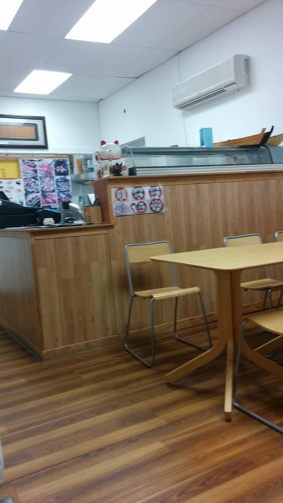 T & M Sushi Bar | restaurant | 398 Chemin Bord-du-Lac, Dorval, QC H9S 2A6, Canada | 5146365547 OR +1 514-636-5547