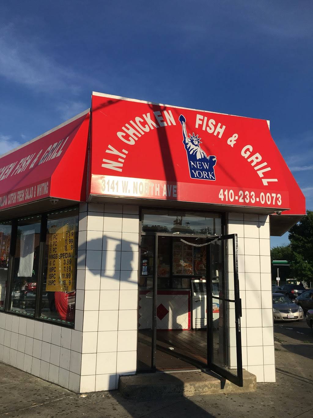 New York Fried Chicken | restaurant | 3141 W North Ave, Baltimore, MD 21216, USA | 4102330073 OR +1 410-233-0073