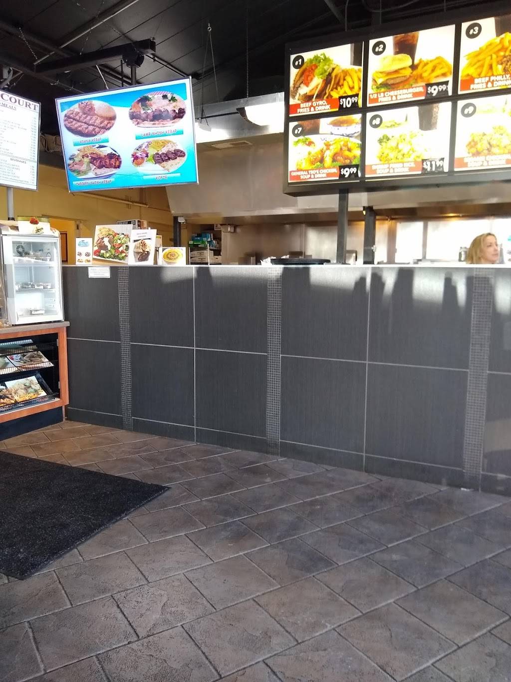 The Food Court (Gyros Express/China Express) | restaurant | 3428 S 42nd St, Omaha, NE 68105, USA | 4029642999 OR +1 402-964-2999