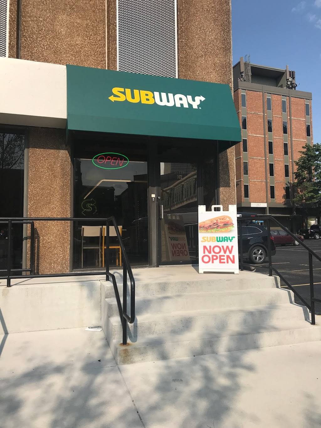 Subway | restaurant | Parkway Towers, 404 James Robertson Pkwy Suite 120, Nashville, TN 37219, USA | 6156799155 OR +1 615-679-9155