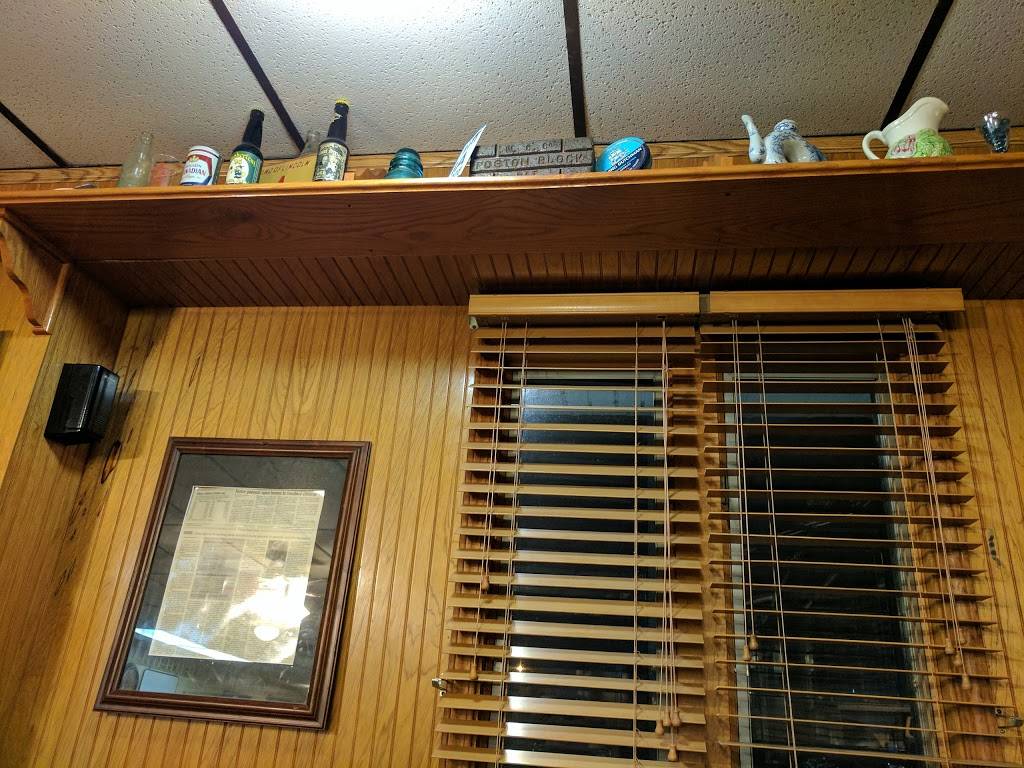 Garys Restaurant | restaurant | 405 S State St, Freeburg, IL 62243, USA | 6185399168 OR +1 618-539-9168