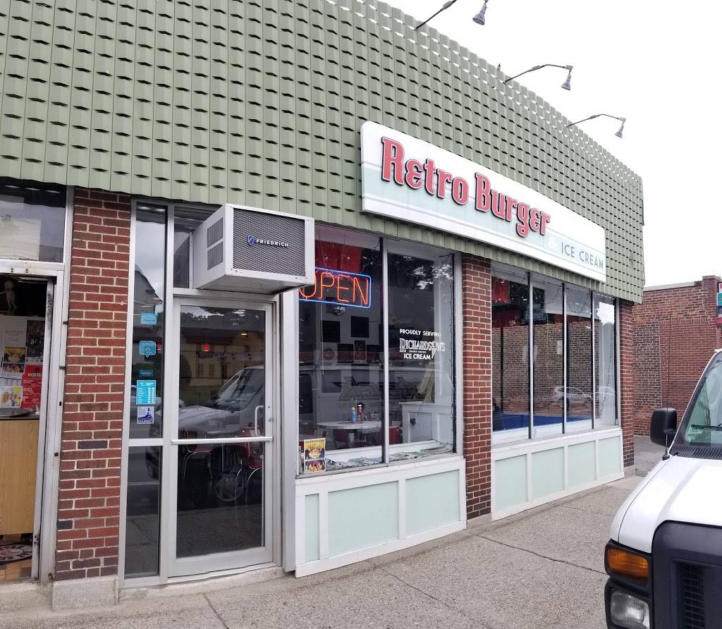 Retro Burger & Ice Cream | restaurant | 795 Massachusetts Ave, Arlington, MA 02476, USA | 7817772139 OR +1 781-777-2139