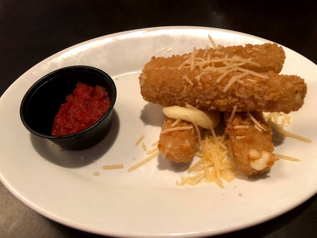 Ruby Tuesday | restaurant | 1953 Savannah Hwy, Charleston, SC 29407, USA | 8437635110 OR +1 843-763-5110