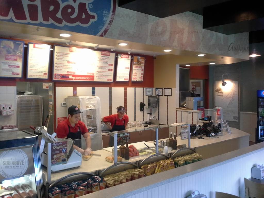 Jersey Mikes Subs | meal takeaway | 60 Essex St #104, Rochelle Park, NJ 07662, USA | 2018430020 OR +1 201-843-0020