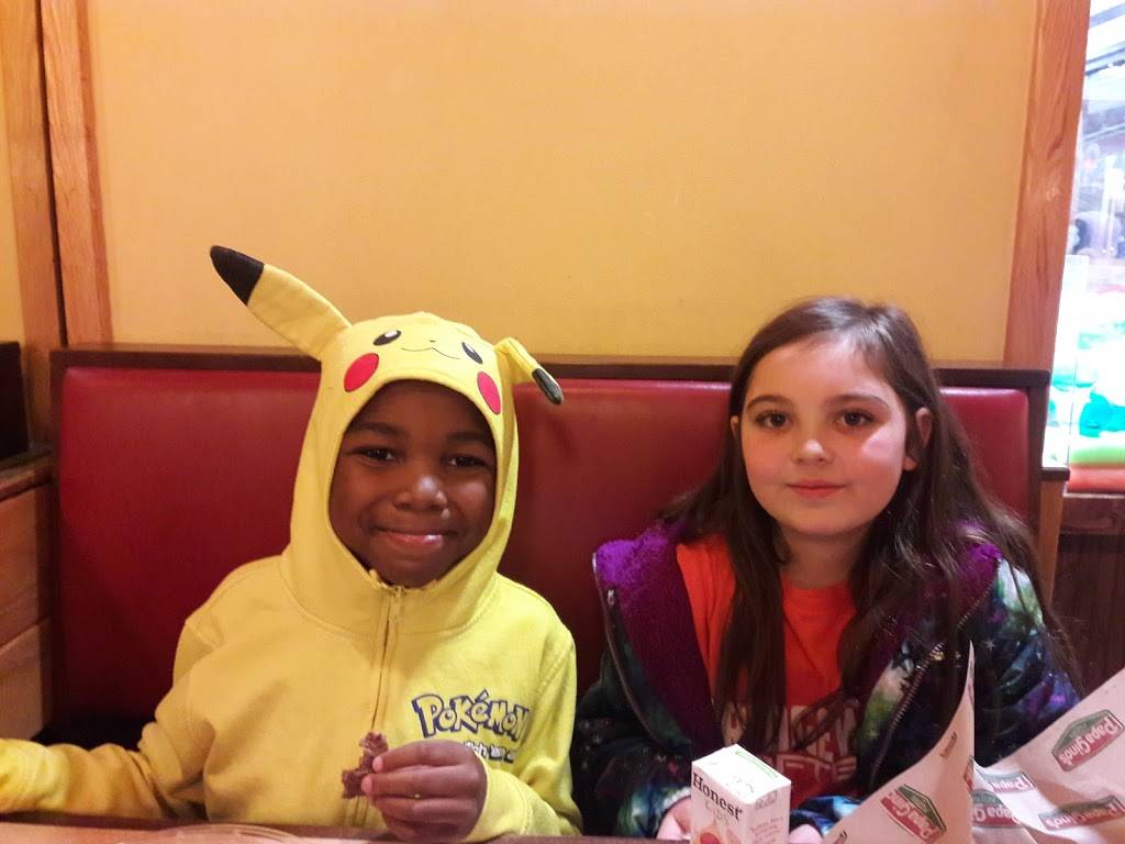 Papa Ginos | restaurant | 233 Broad St, Bridgewater, MA 02324, USA | 5086978137 OR +1 508-697-8137