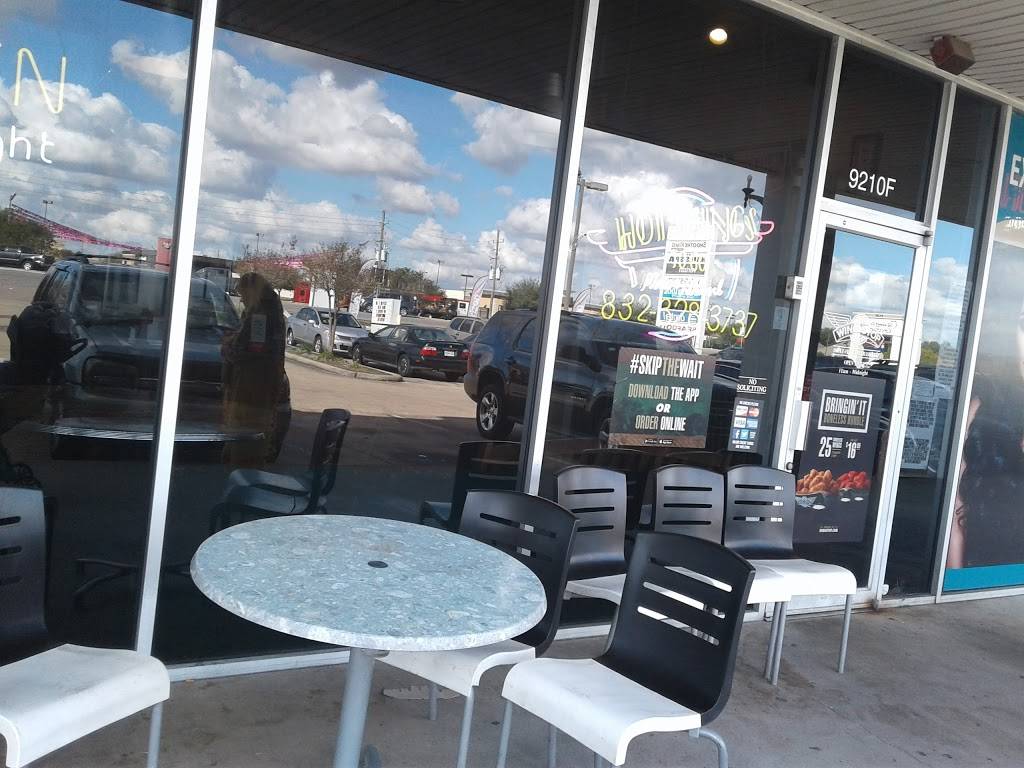 Wingstop | restaurant | 9210 S Texas 6 f, Houston, TX 77083, USA | 8323283737 OR +1 832-328-3737