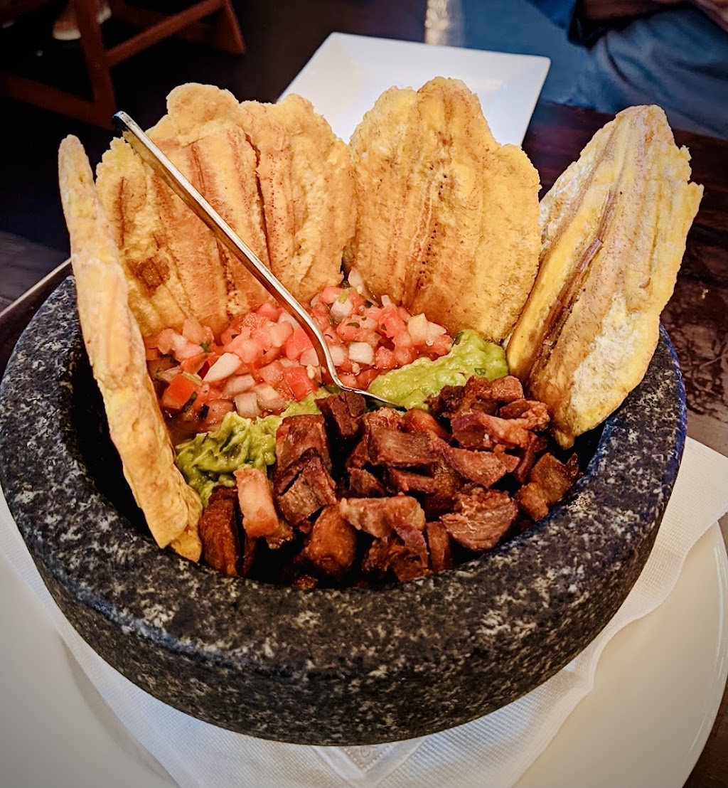 El Patio Colombiano | restaurant | 27 Carmans Rd, Massapequa, NY 11758, USA | 5163083805 OR +1 516-308-3805