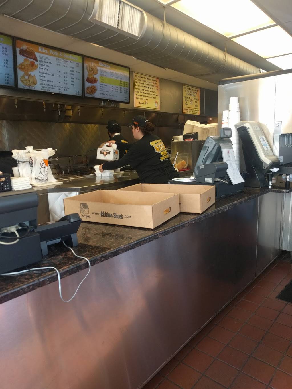 Chicken Shack Woodward | meal takeaway | 30402 Woodward Ave, Royal Oak, MI 48073, USA | 2485491555 OR +1 248-549-1555