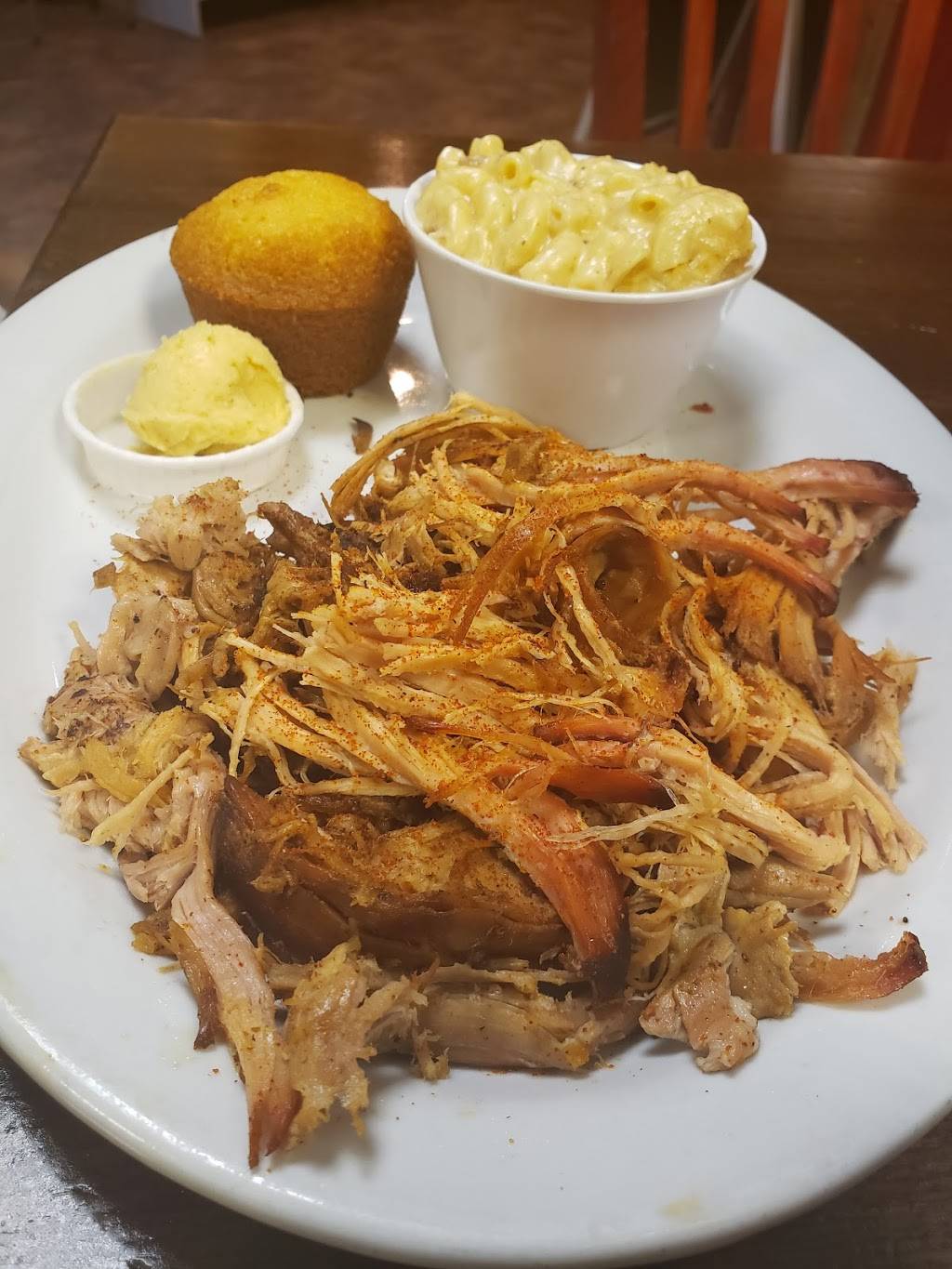 Smoking Pig BBQ | restaurant | 4379 Las Vegas Blvd N, Las Vegas, NV 89115, USA | 7257773988 OR +1 725-777-3988