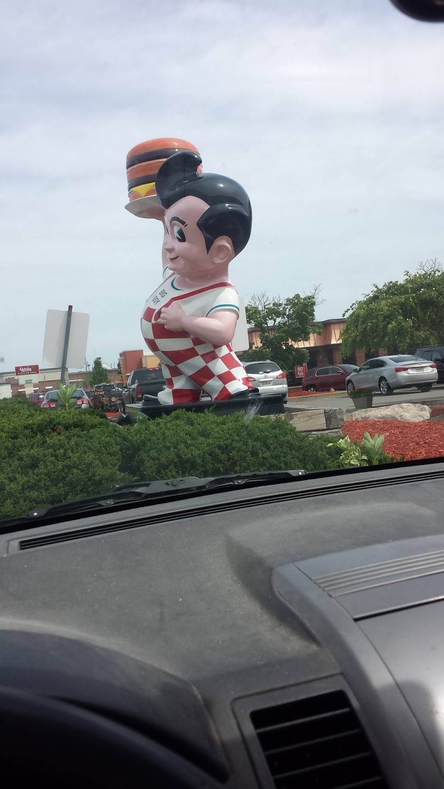 Mt. Pleasant Big Boy | restaurant | 1623 S Mission St, Mt Pleasant, MI 48858, USA | 9897722476 OR +1 989-772-2476