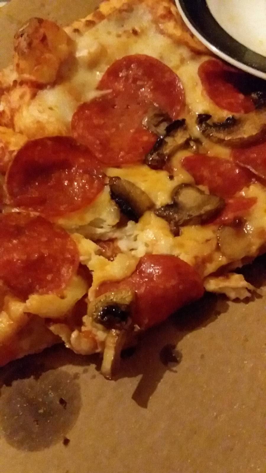 Dominos Pizza | meal delivery | 14 Heathwood Dr, Windham, ME 04062, USA | 2078922500 OR +1 207-892-2500