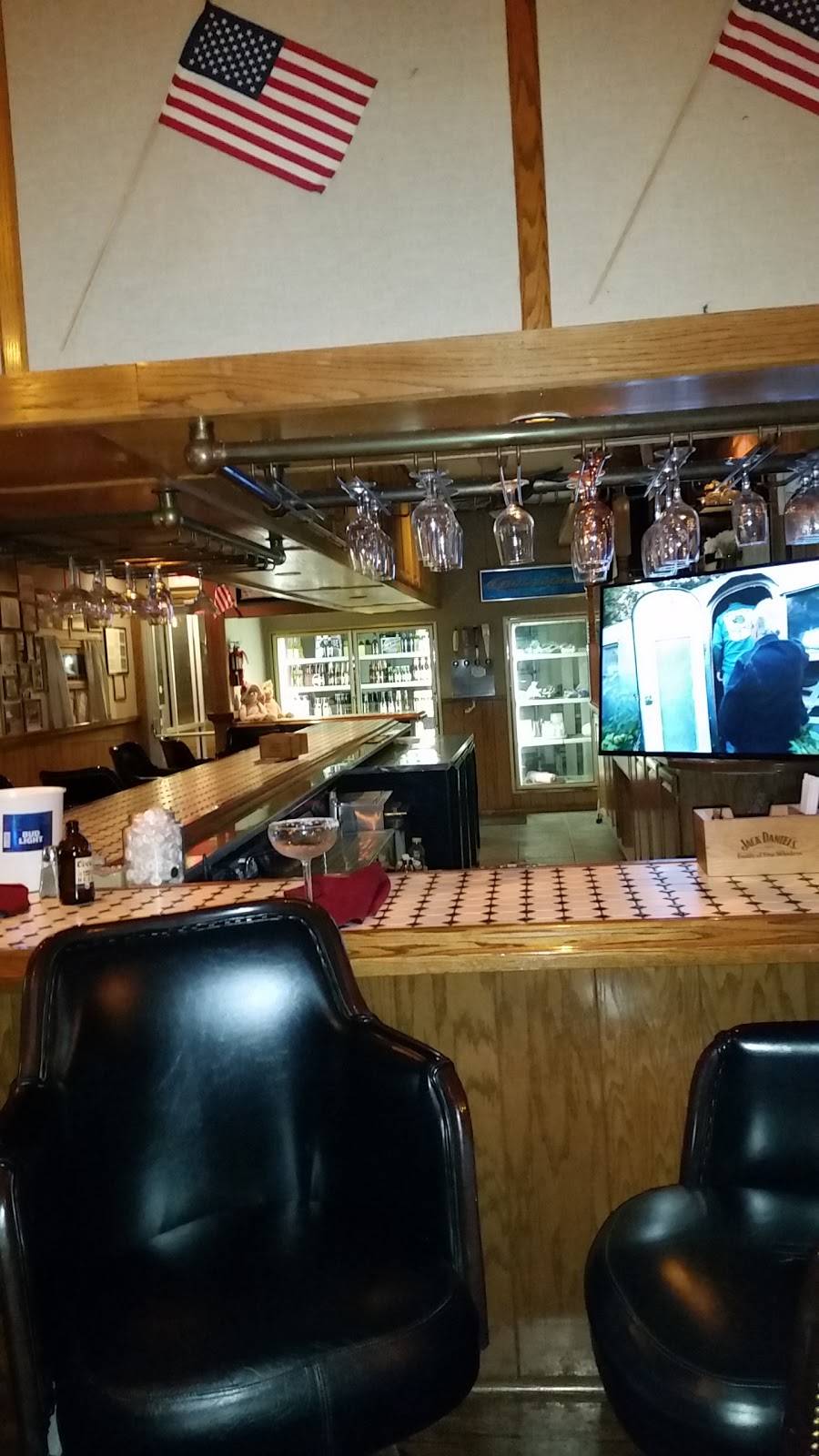 Snedigars Rib House | restaurant | 1914 I Ave, New Castle, IN 47362, USA | 7655298911 OR +1 765-529-8911