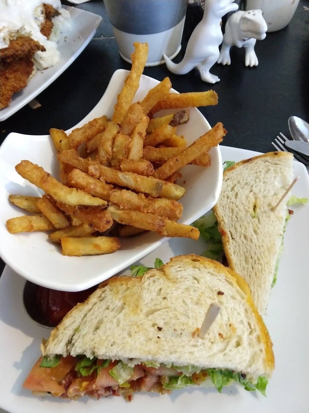 Benaddiction | restaurant | 3015 W Bullard Ave, Fresno, CA 93711, USA | 5593746082 OR +1 559-374-6082