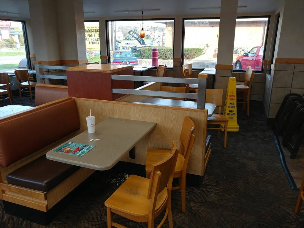 Wendys | restaurant | 225 N Dixie Blvd, Radcliff, KY 40160, USA | 2703516780 OR +1 270-351-6780